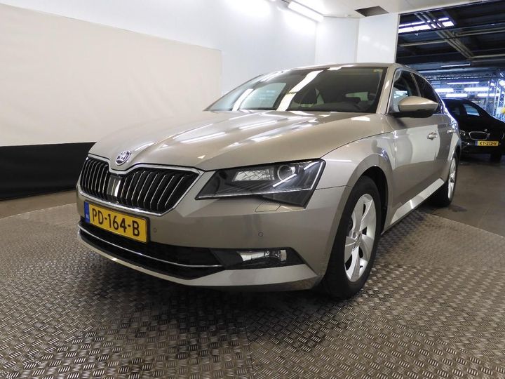 TMBAG9NP7H7560742  skoda superb 2017 IMG 0