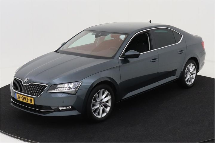 TMBAG9NP9G7052495  skoda superb 2017 IMG 0