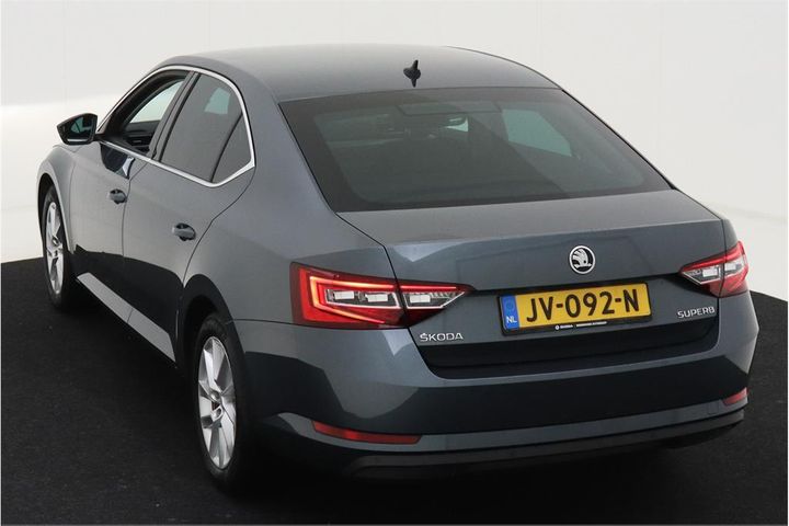 TMBAG9NP9G7052495  skoda superb 2017 IMG 4