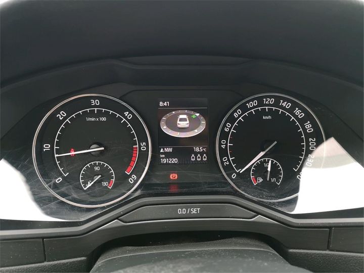 TMBAG9NP9G7052495  skoda superb 2017 IMG 5