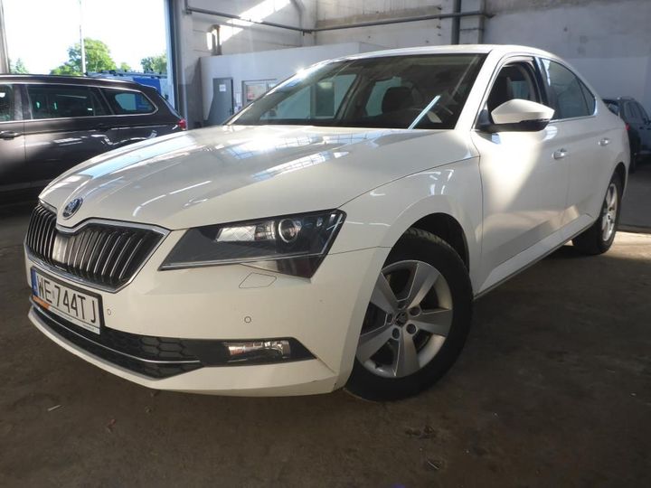 TMBAG7NP1J7595285  skoda superb 2018 IMG 0