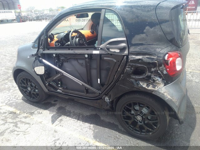 WMEFJ9BA0KK392343  smart eq fortwo 2019 IMG 5