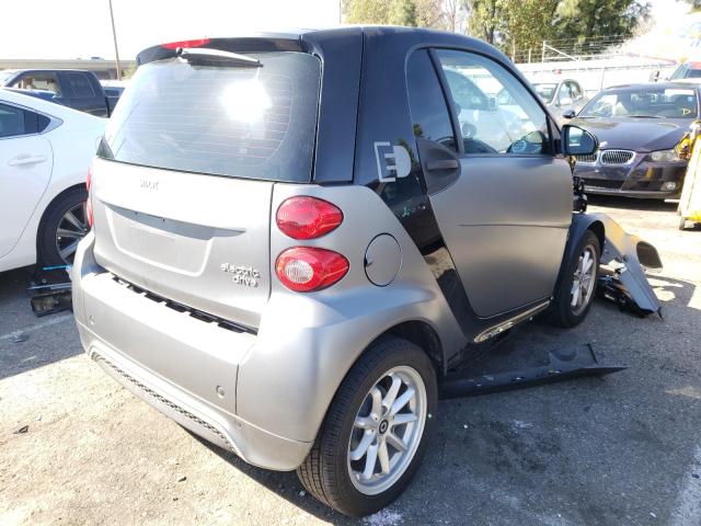 WMEEJ9AA5GK844694  smart fortwo 2016 IMG 3