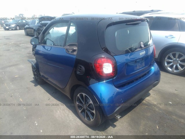 WMEFJ5DA5GK065692  smart fortwo 2016 IMG 2