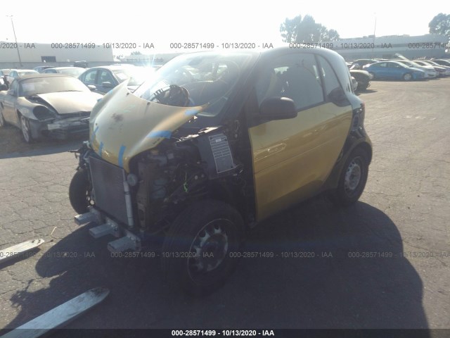 WMEFJ5DA5GK066647  smart fortwo 2016 IMG 1