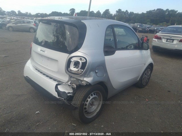 WMEFJ5DA3GK123265  smart fortwo 2016 IMG 3