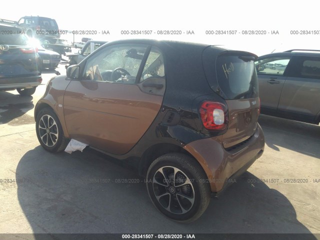 WMEFJ5DA5GK073064  smart fortwo 2016 IMG 2