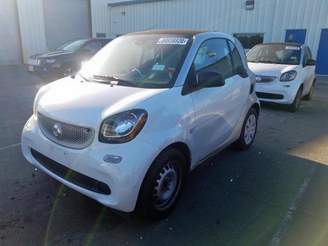 WMEFJ5DA1HK170456  smart fortwo coupe 2016 IMG 1