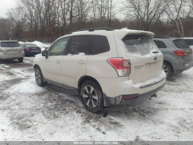 JF2SJARC6HH455569  subaru forester 2017 IMG 2