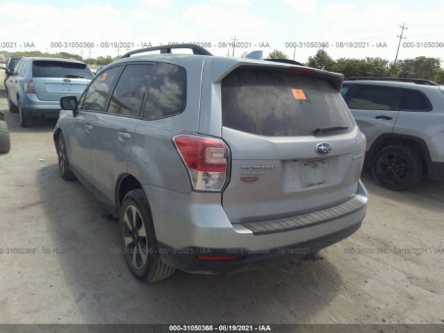 JF2SJAEC8HH442795  subaru forester 2017 IMG 2