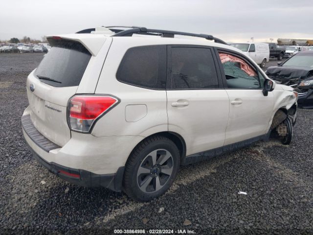 JF2SJAGCXJH616157  subaru forester 2018 IMG 3