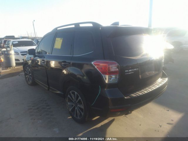 JF2SJGEC5JH542555  subaru forester 2018 IMG 2