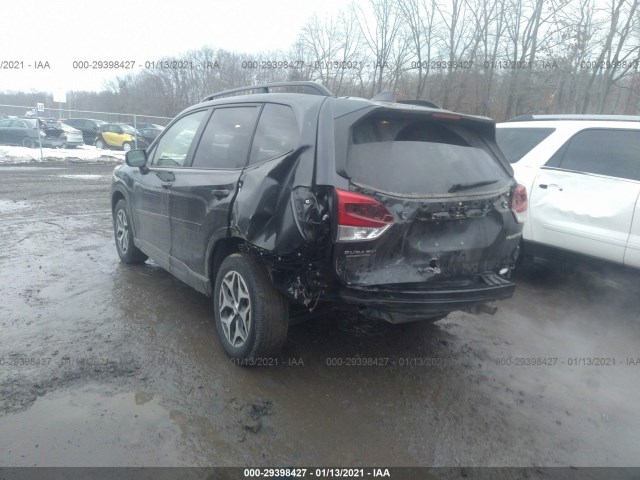 JF2SKAGC2KH425783  subaru forester 2018 IMG 2