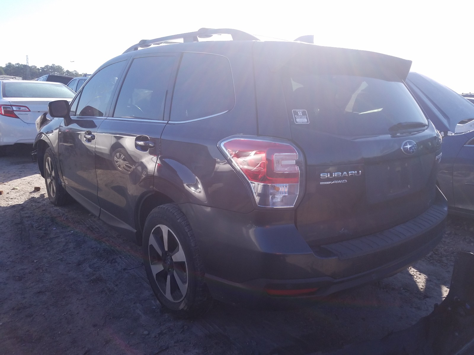 JF2SJARC2HH500488  subaru forester 2 2017 IMG 2