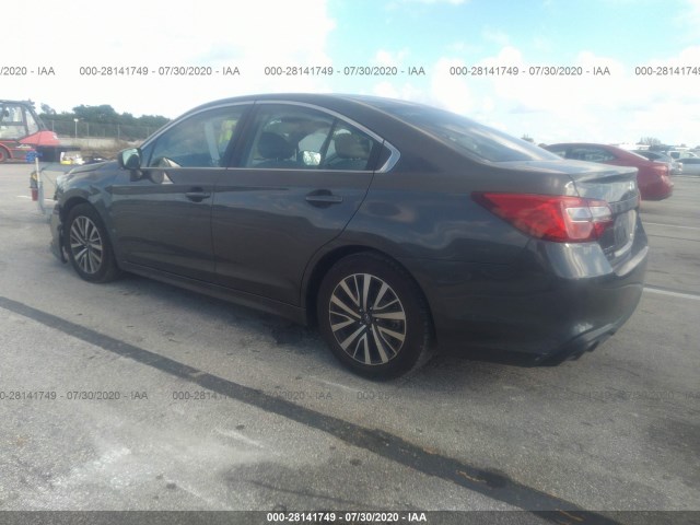 4S3BNAB61J3023126  subaru legacy 2018 IMG 2