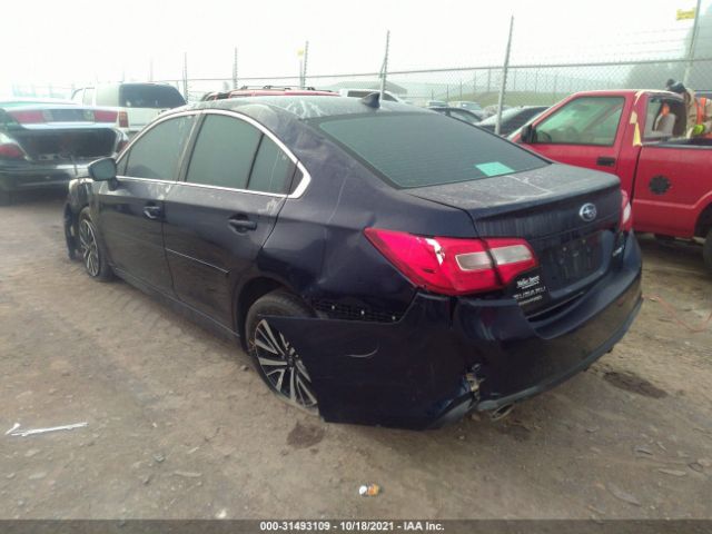 4S3BNAC60J3040837  subaru legacy 2018 IMG 2