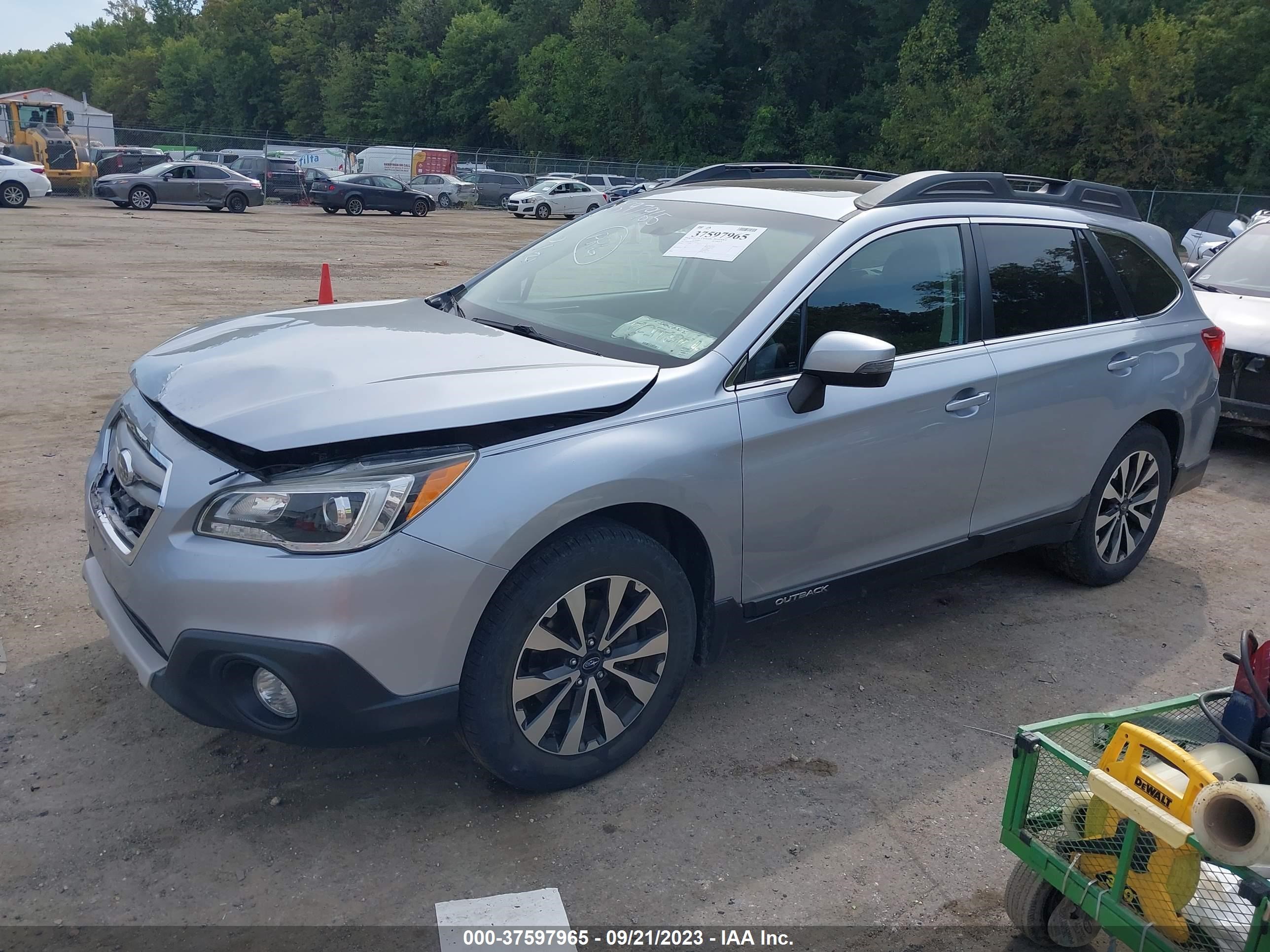 4S4BSANC5F3243611  subaru outback 2015 IMG 1