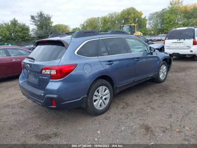 4S4BSADC3J3300883  subaru outback 2018 IMG 3