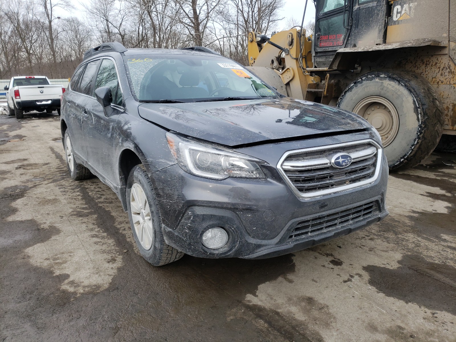 4S4BSAHC1K3265563  subaru  2019 IMG 0