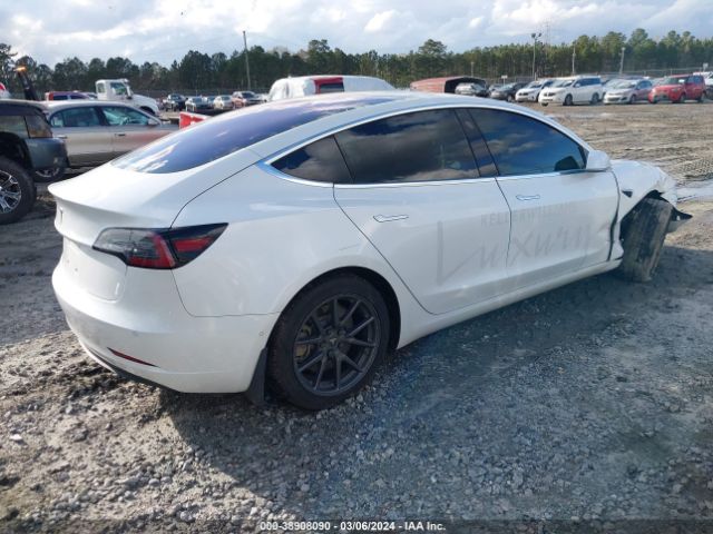 5YJ3E1EA1JF014899  tesla model 3 2018 IMG 3