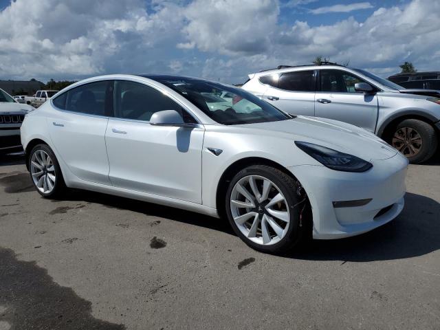 5YJ3E1EA1JF173602  tesla model 3 2018 IMG 3