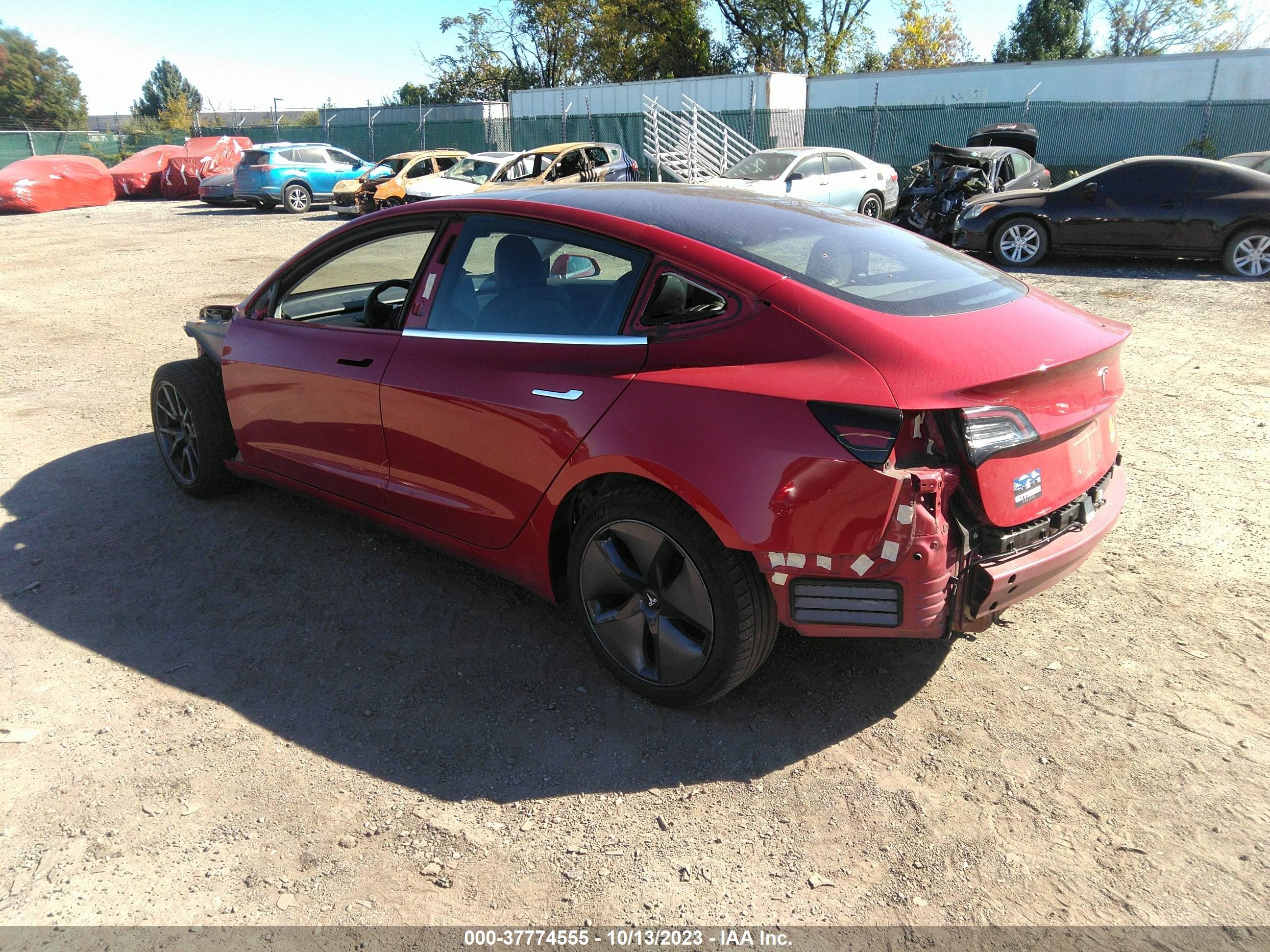 5YJ3E1EA2JF041612  tesla model 3 2018 IMG 2