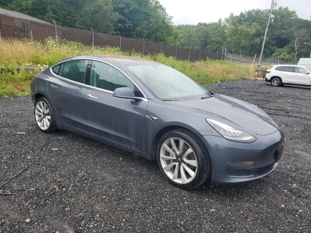 5YJ3E1EA2JF059432  tesla model 3 2018 IMG 3