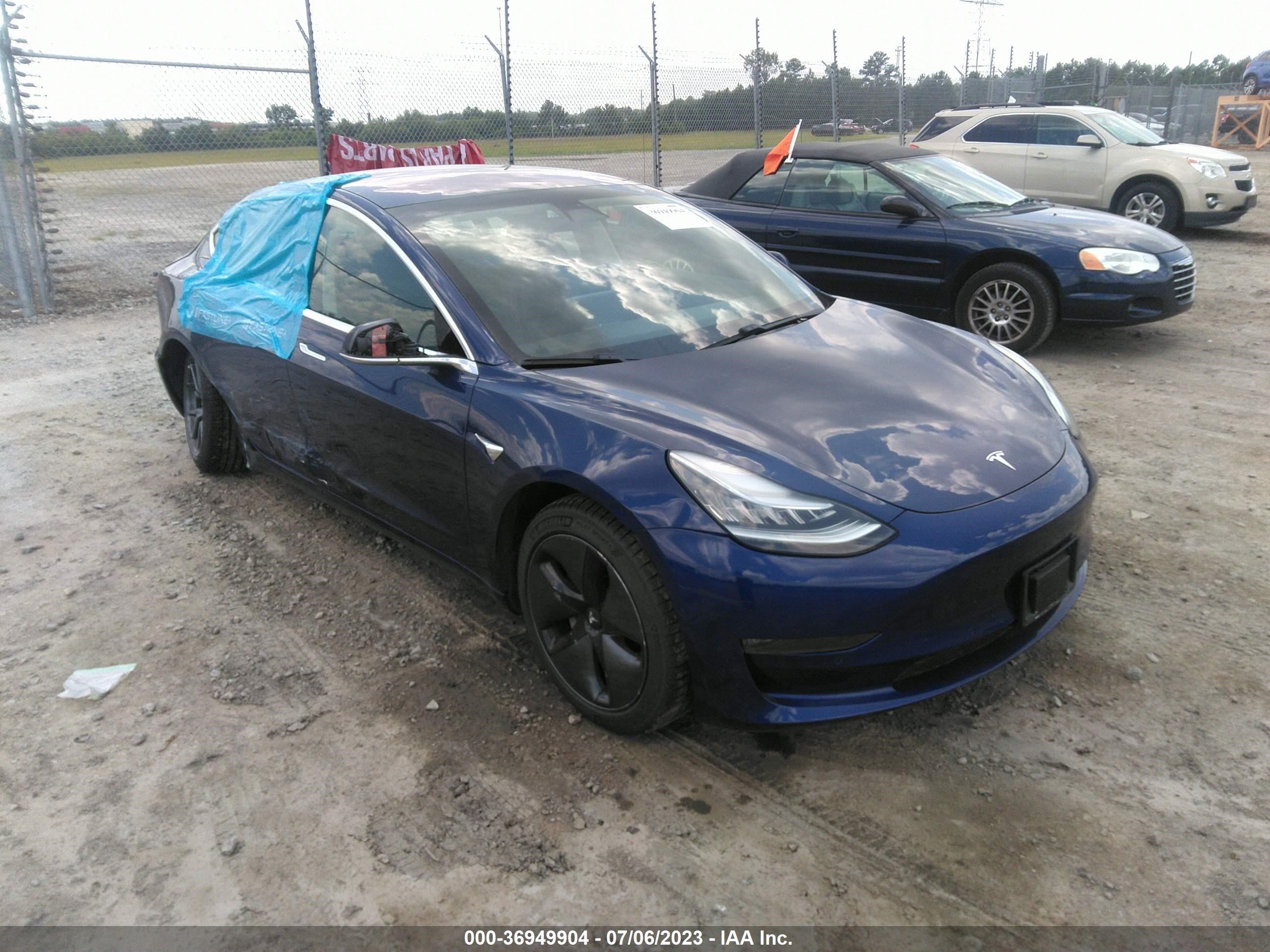 5YJ3E1EA2JF102408  tesla model 3 2018 IMG 0