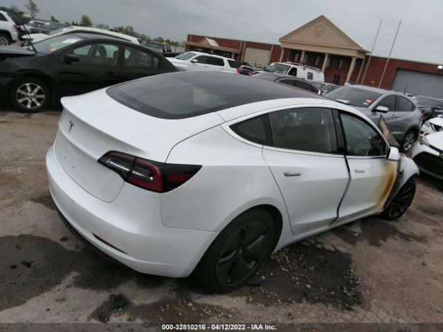 5YJ3E1EA2JF153066  tesla model 3 2018 IMG 3