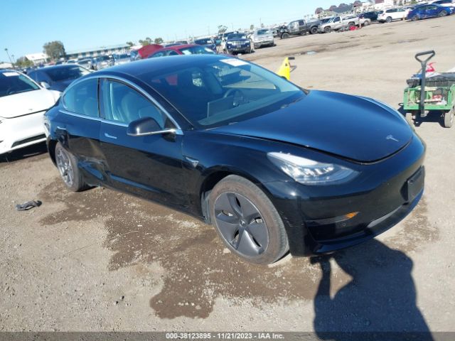 5YJ3E1EA2JF157280  tesla model 3 2018 IMG 0