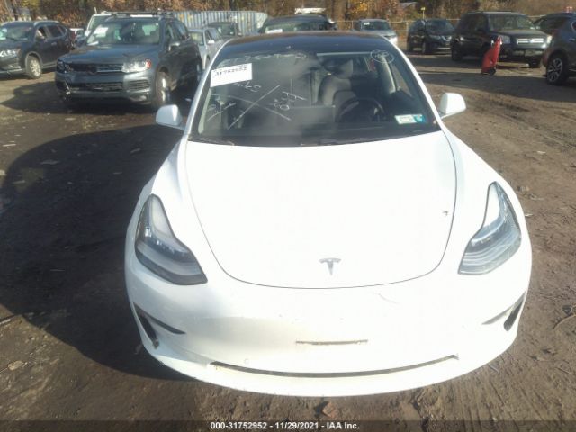 5YJ3E1EA3JF013804  tesla model 3 2018 IMG 5