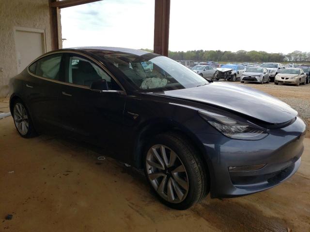 5YJ3E1EA3JF032045  tesla model 3 2018 IMG 3