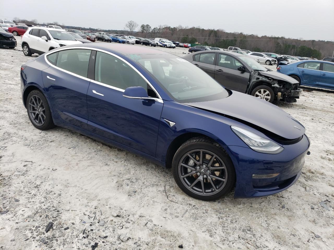 5YJ3E1EA4JF161122  tesla model 3 2018 IMG 3