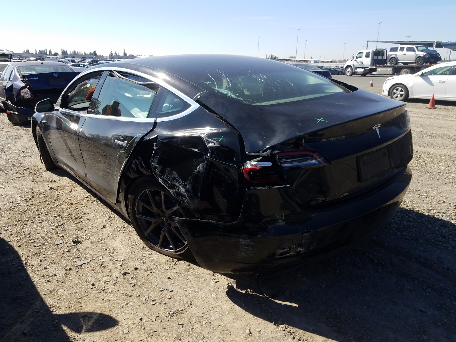 5YJ3E1EA4JF172105  tesla model 3 2018 IMG 2