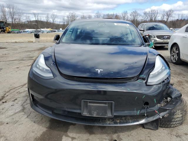 5YJ3E1EA5JF152364  tesla model 3 2018 IMG 4