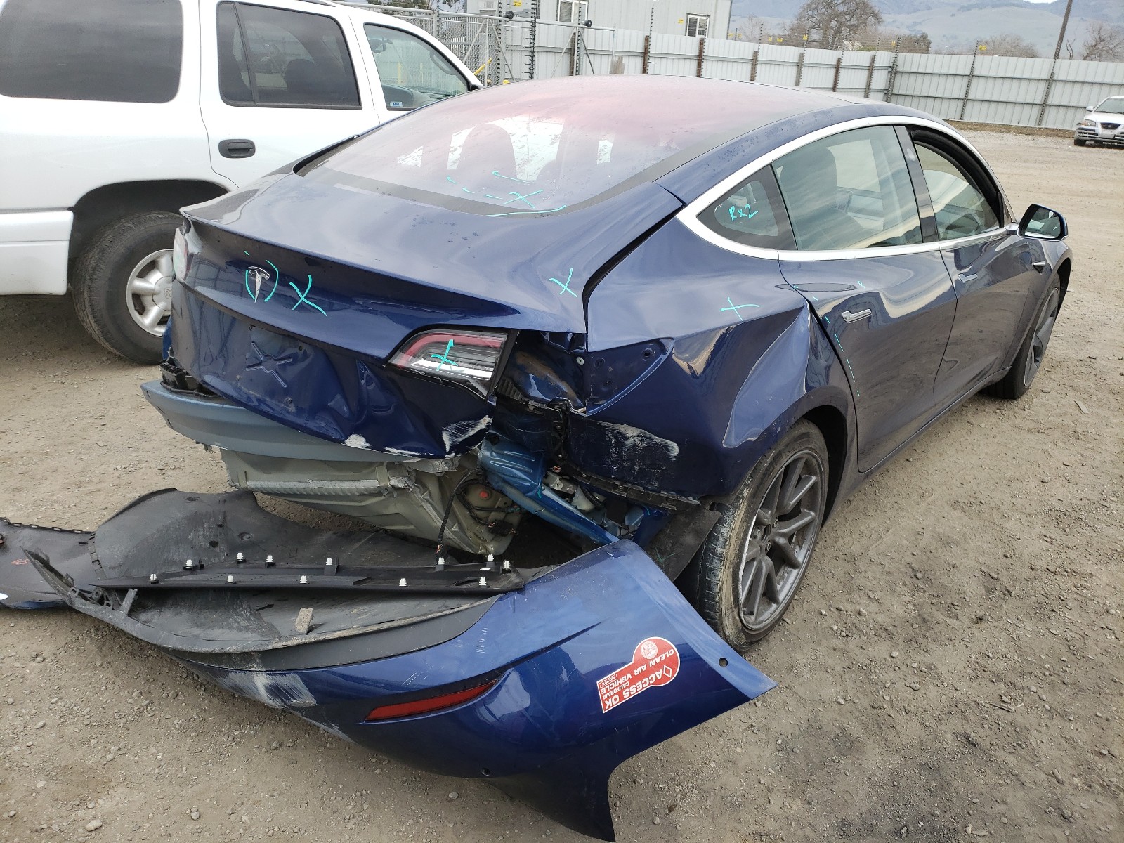 5YJ3E1EA6JF007267  tesla model 3 2018 IMG 3