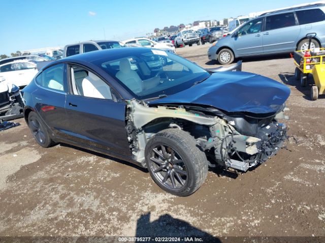 5YJ3E1EA6JF166936  tesla model 3 2018 IMG 0