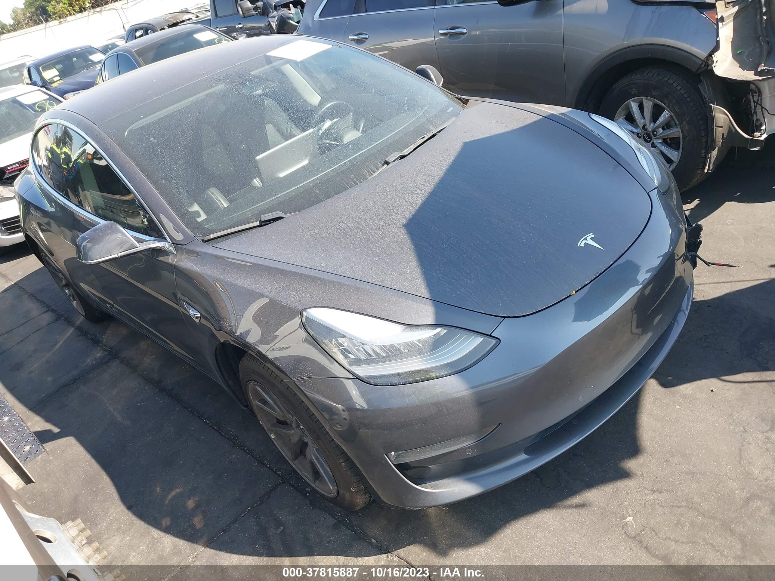 5YJ3E1EA7JF044599  tesla model 3 2018 IMG 0