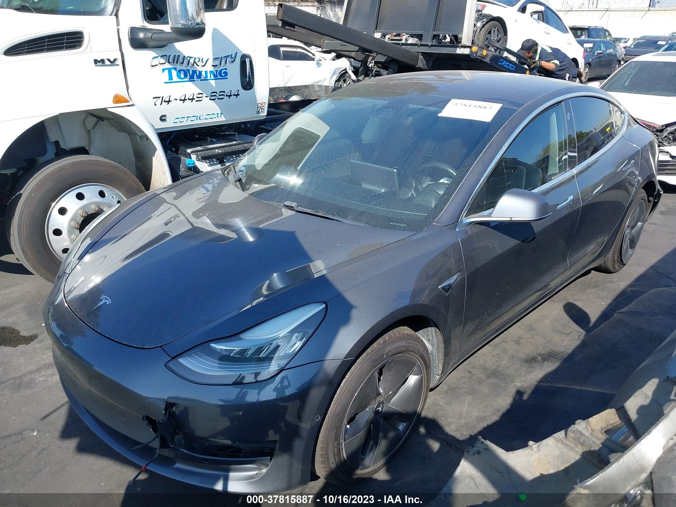 5YJ3E1EA7JF044599  tesla model 3 2018 IMG 1