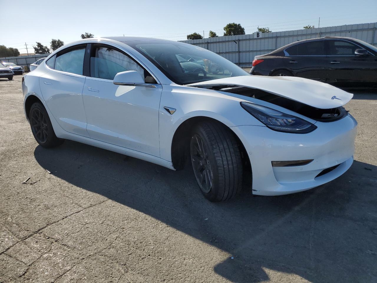 5YJ3E1EA7JF044652  tesla model 3 2018 IMG 3