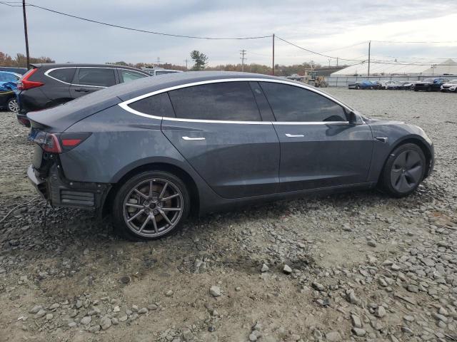 5YJ3E1EA7JF077666  tesla model 3 2018 IMG 2