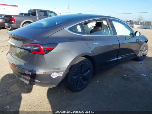 5YJ3E1EA7JF101898  tesla model 3 2018 IMG 3