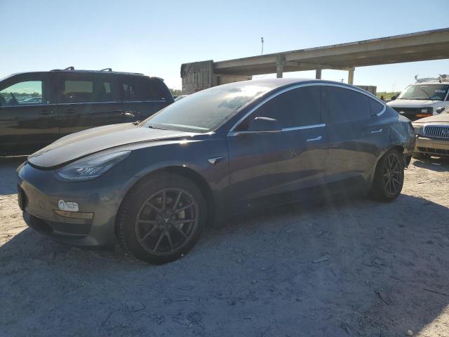 5YJ3E1EA9JF025701  tesla model 3 2018 IMG 0