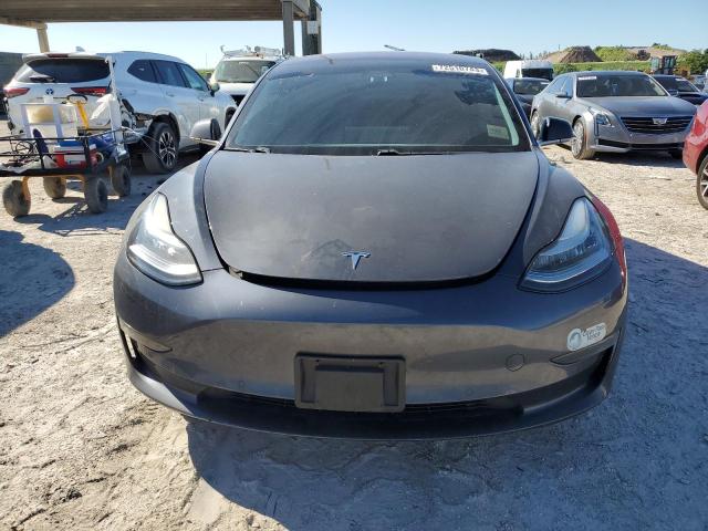 5YJ3E1EA9JF025701  tesla model 3 2018 IMG 4