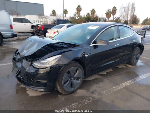 5YJ3E1EA9JF033703  tesla model 3 2018 IMG 1