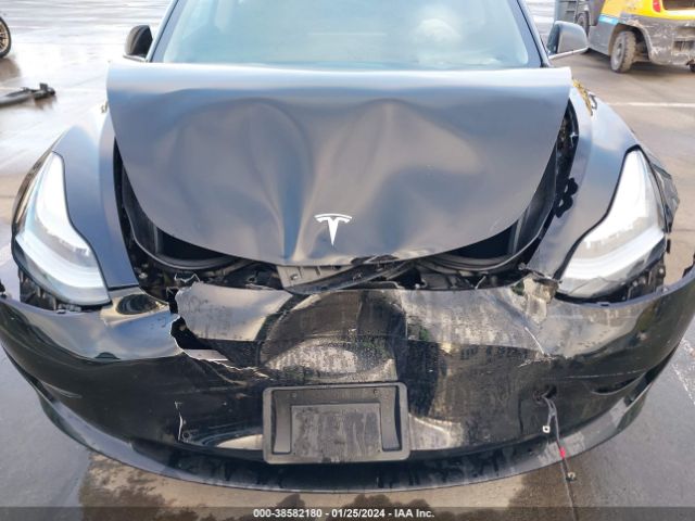 5YJ3E1EA9JF033703  tesla model 3 2018 IMG 5