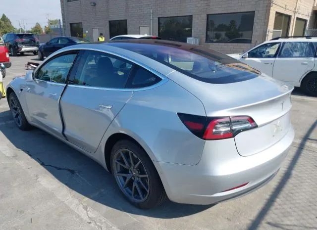 5YJ3E1EAXJF004128  tesla model 3 2018 IMG 2