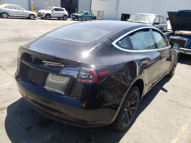 5YJ3E1EAXJF026372  tesla model 3 2018 IMG 3