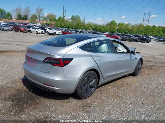 5YJ3E1EB2JF091080  tesla model 3 2018 IMG 3