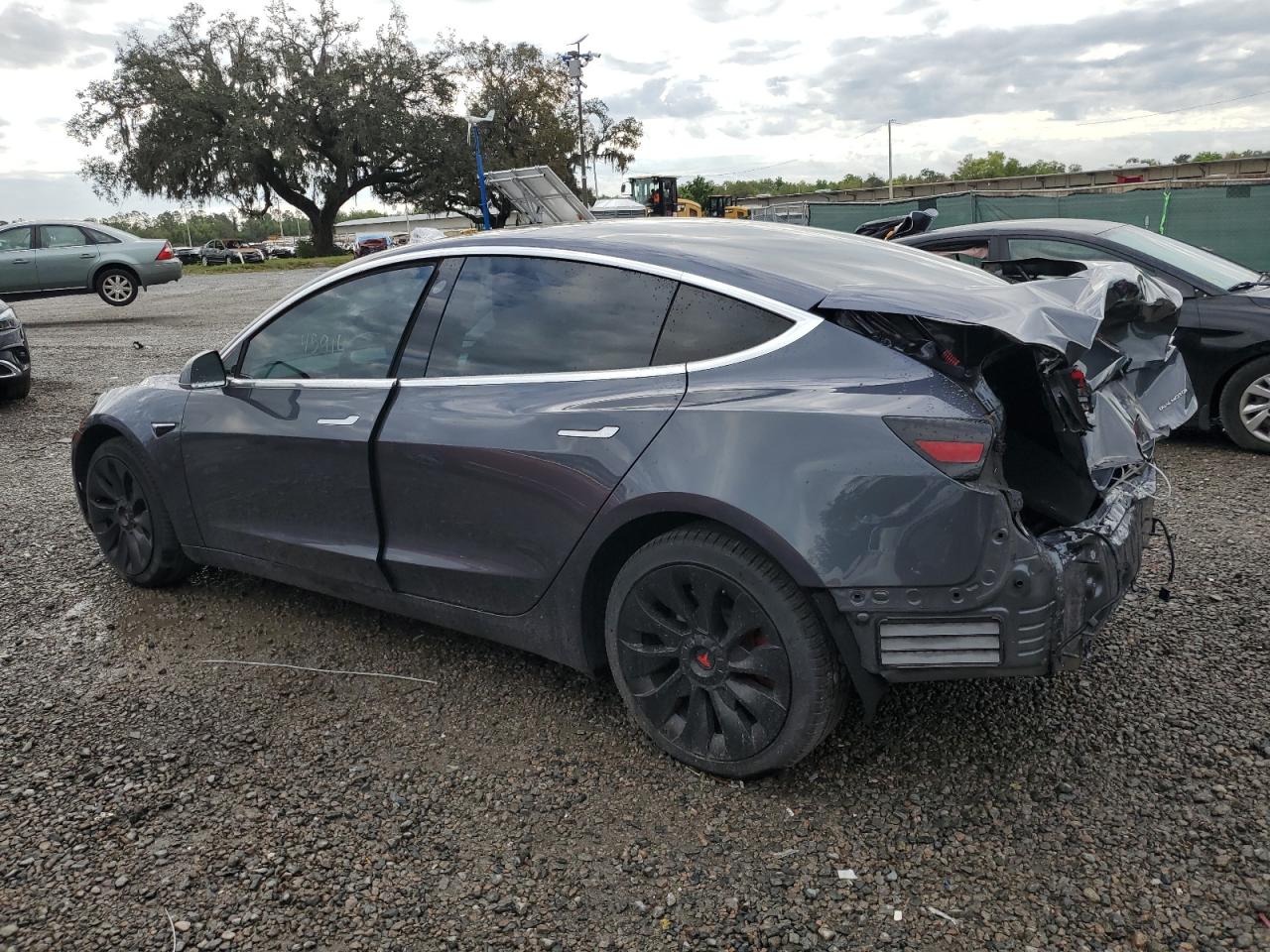 5YJ3E1EB2JF128323  tesla model 3 2018 IMG 1